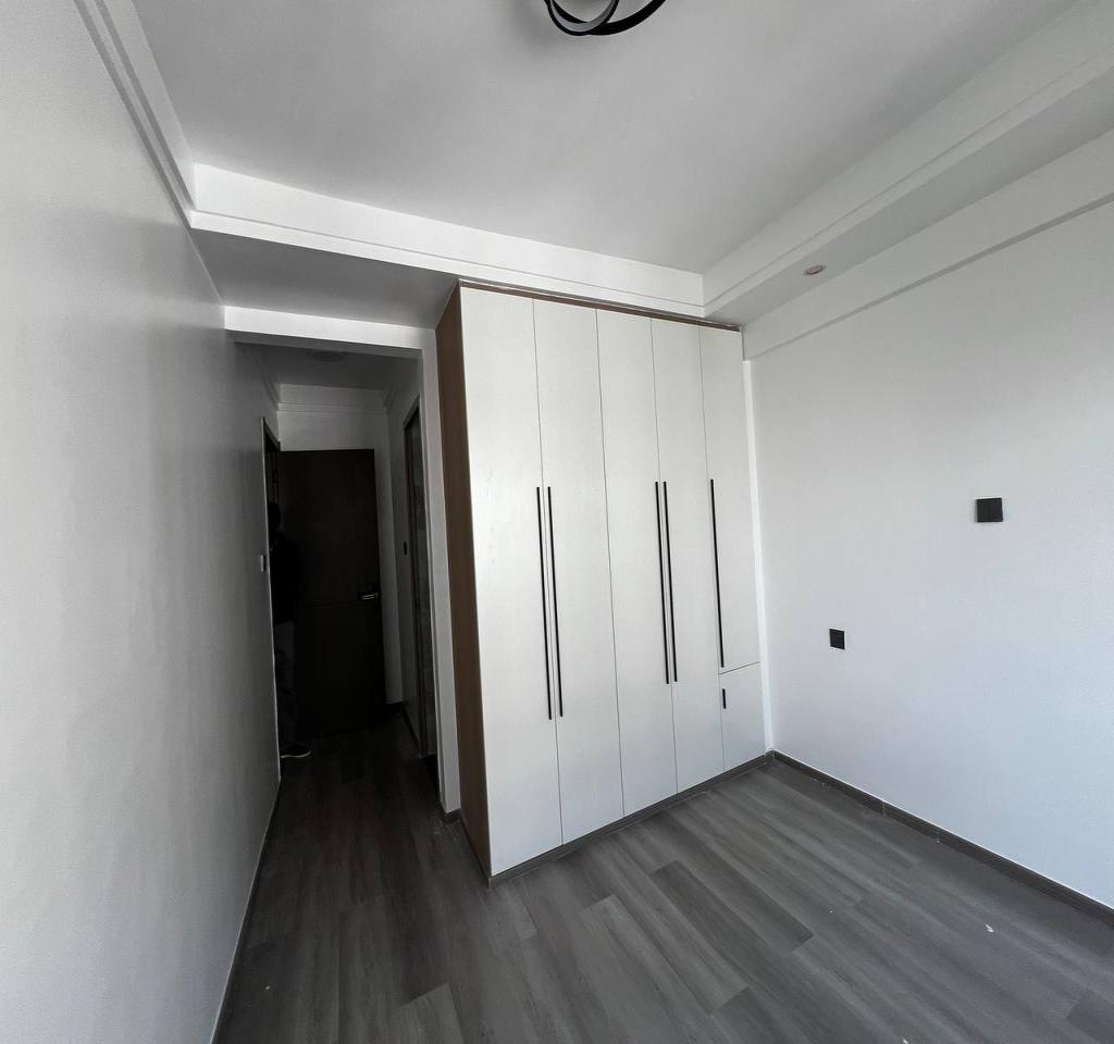  Huge 2 bedroom apartment for rent in lavington for 80,000ksh