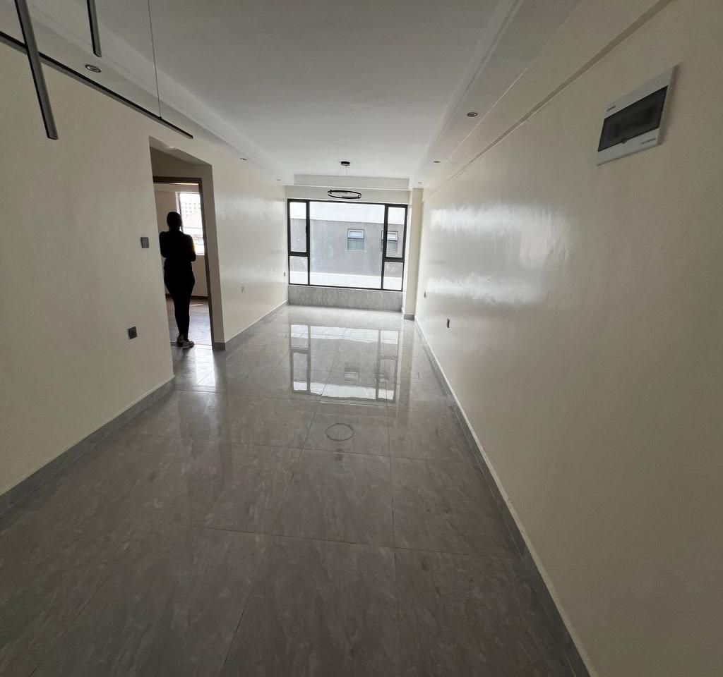 2 bedroom apartment for rent in kilimani close to yaya for 80,000ksh