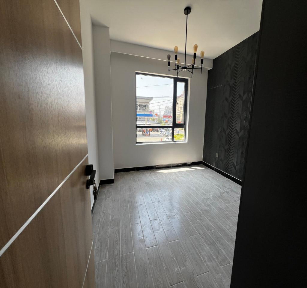 Big 2 bedroom apartment for rent in kilimani for 100,000ksh