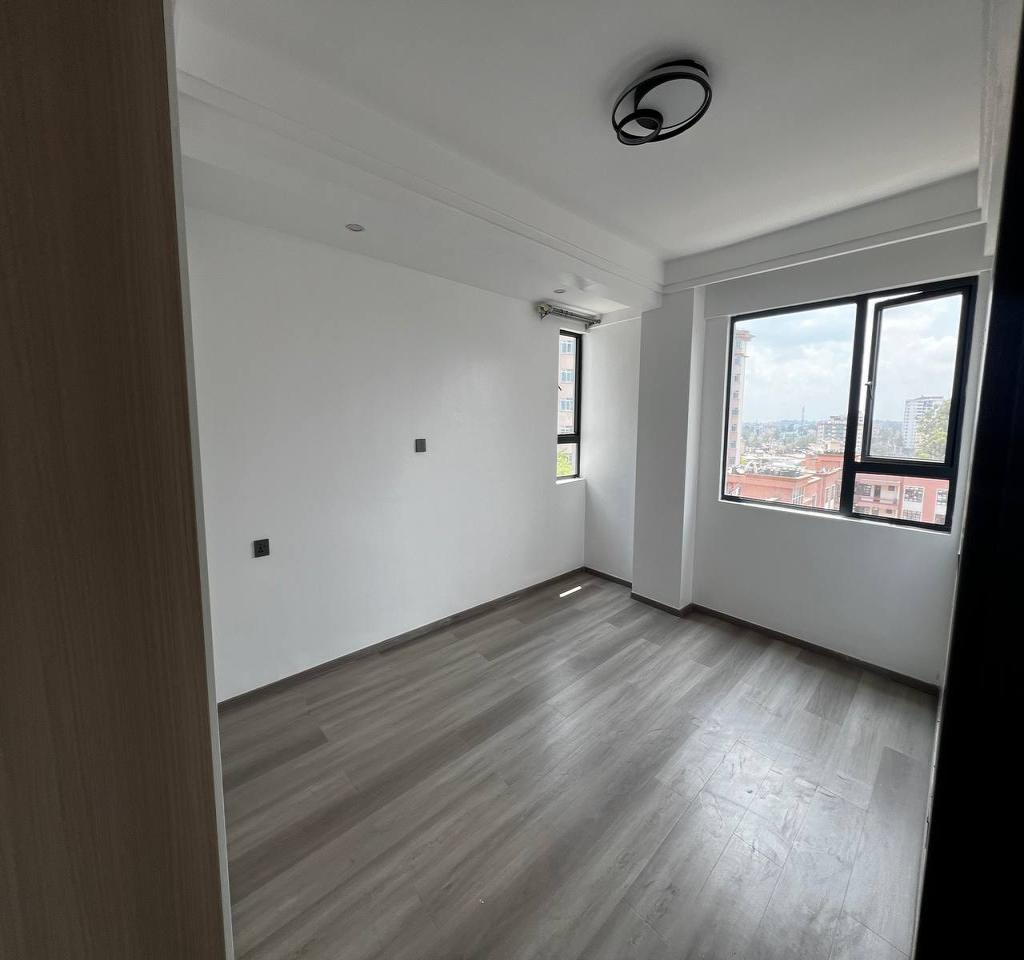 huge 1 bedroom apartment for rent in lavington for 65,000ksh